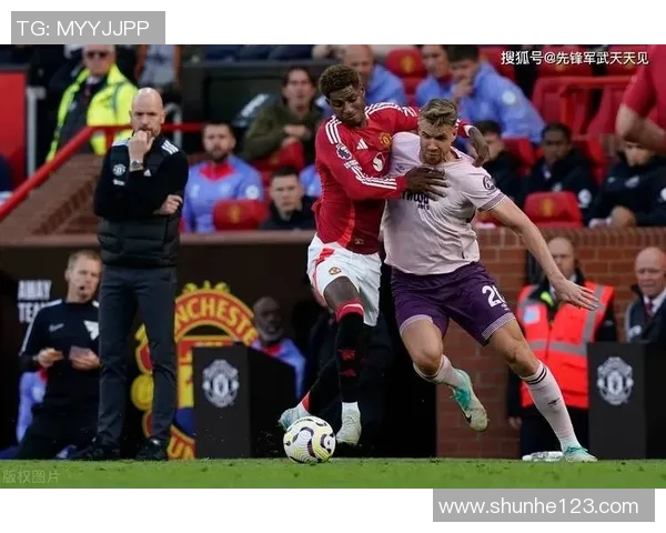 国王杯激战曼联与热刺平局瞬间引发全场热烈反响分析