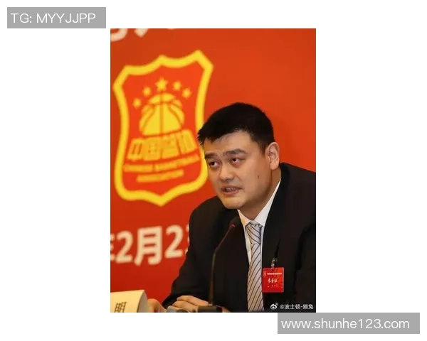 姚明的高度不仅是226米更是中国篮球的精神象征与传奇故事