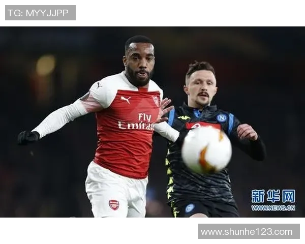 意甲激情对决那不勒斯5-0横扫阿森纳帽子戏法引发争议判罚热议