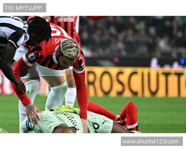 中超精彩对决曼联与国米激战成平局历史冷门引发球迷热议 中超精彩对决曼联与国米激战成平局历史冷门引发球迷热议