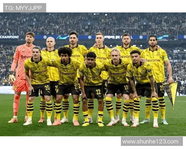 德甲激战曼联险胜多特蒙德点球大战引爆全场激情瞬间回顾 德甲激战曼联险胜多特蒙德点球大战引爆全场激情瞬间回顾