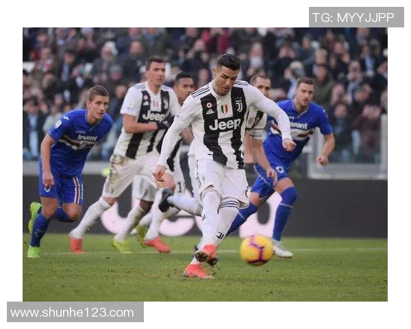 国王杯精彩对决尤文图斯大胜本菲卡帽子戏法引爆全场热情 国王杯精彩对决尤文图斯大胜本菲卡帽子戏法引爆全场热情