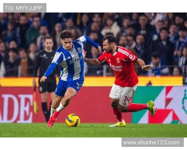 欧联杯激战波尔图逆转那不勒斯点球大战瞬间点燃全场激情