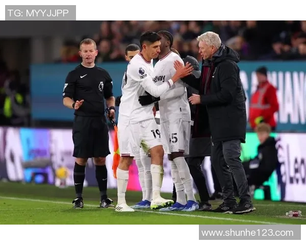 西甲焦点战阿森纳与里昂握手言和神奇扑救成比赛亮点分析