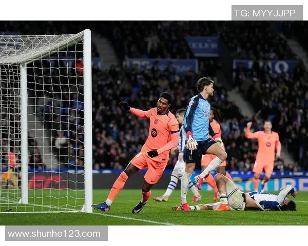 英超精彩对决巴萨逆转莱比锡全场沸腾数据分析引人关注