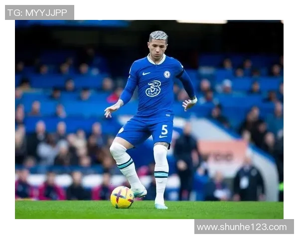 英超激战本菲卡狂胜莱比锡神奇扑救点燃全场激情点评