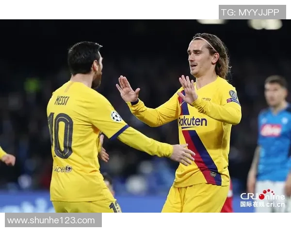 欧冠大战那不勒斯与巴萨激战成平局红牌事件引发全场热议