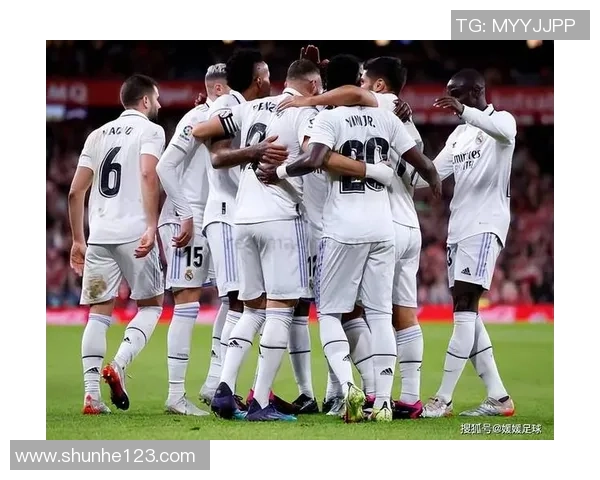 那不勒斯大胜莱比锡6比2绝杀瞬间点燃全场激情数据分析与精彩回顾 那不勒斯大胜莱比锡6比2绝杀瞬间点燃全场激情数据分析与精彩回顾